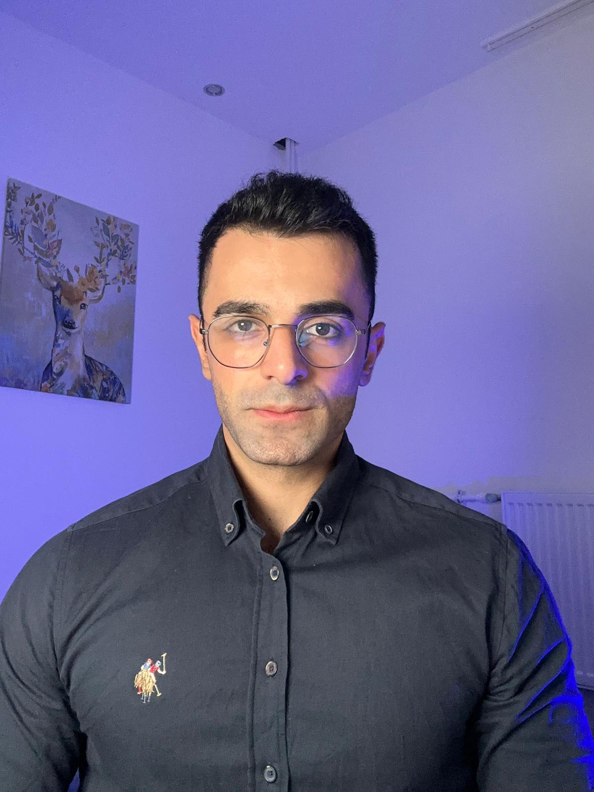 Hüseyin Parlakyıldız — Klinik Psikolog